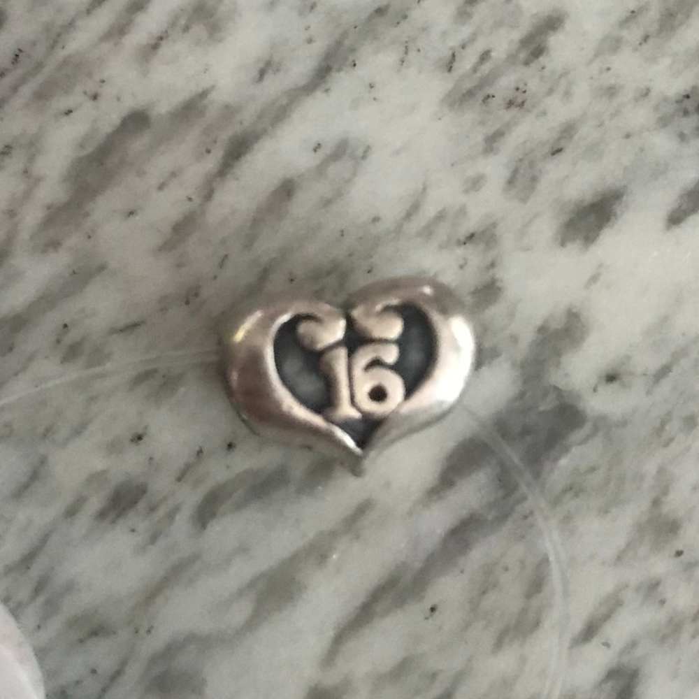 sweet 16 pandora charm